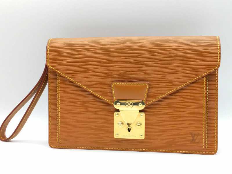 ルイヴィトン買取 セリエドラゴンヌ M52618